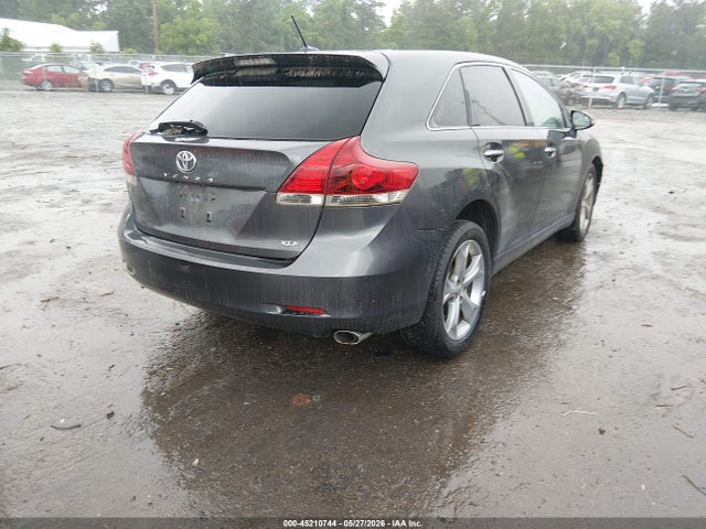 Toyota Venza Xle V6
