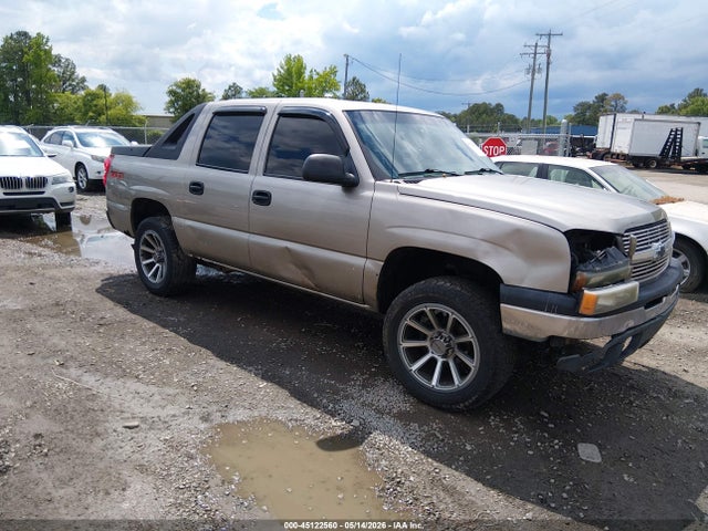 Salvage Chevrolet Avalanche 1500 Image