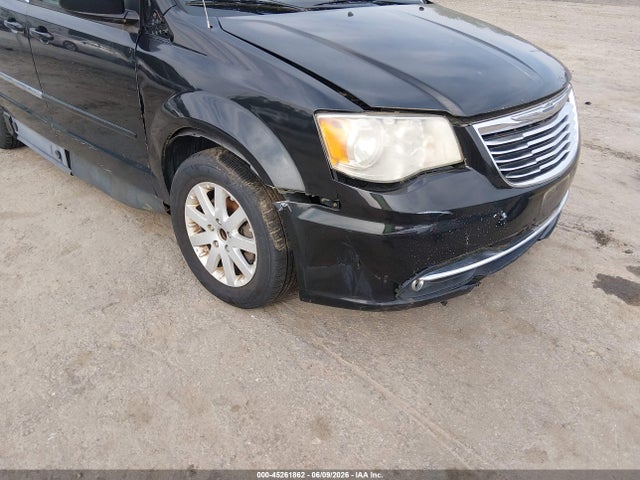 Chrysler Town & Country Touring