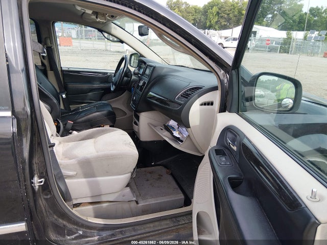 Chrysler Town & Country Touring