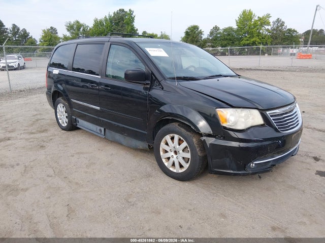 Salvage Chrysler Town & Country Image