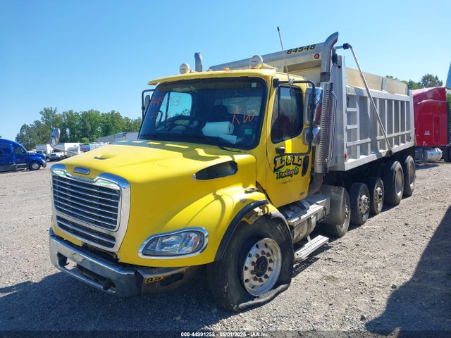 Freightliner M2 112 Medium Duty