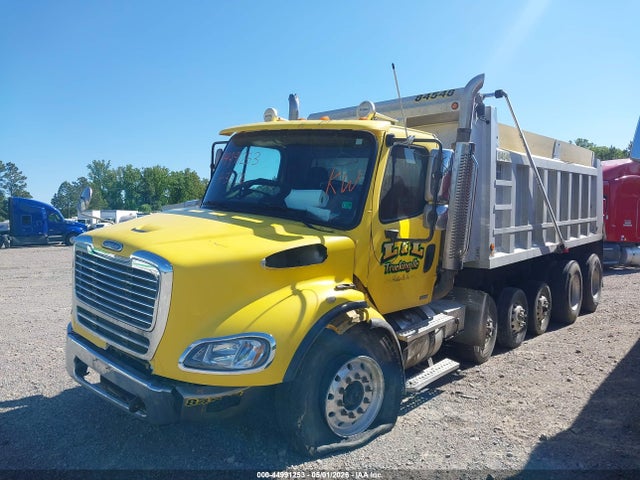 Freightliner M2 112 Medium Duty