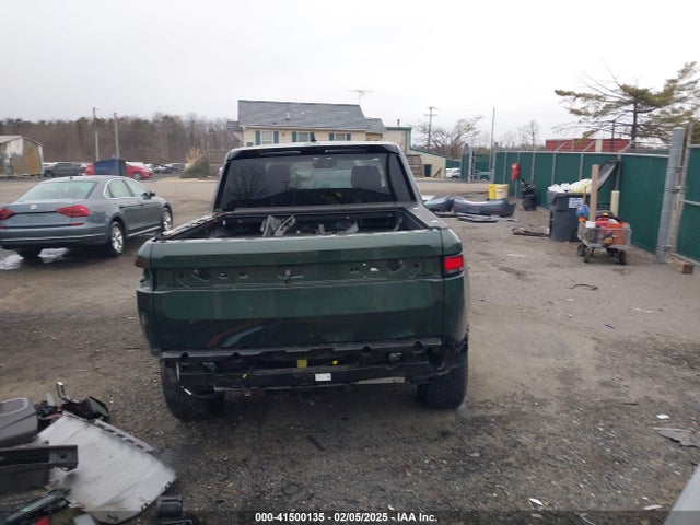 Rivian R1T Adventure