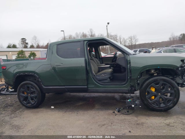 Rivian R1T Adventure
