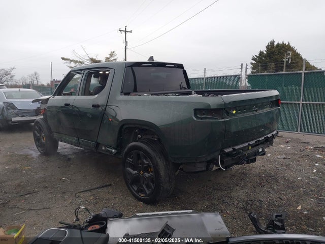 Rivian R1T Adventure