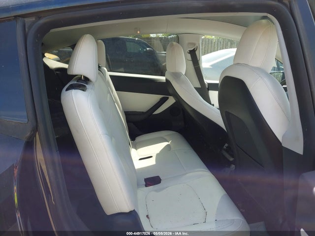 Tesla Model Y Long Range Dual Motor All-wheel Drive