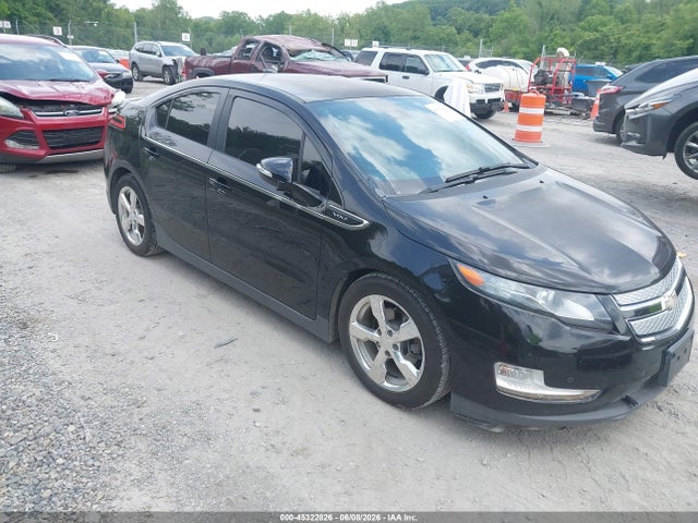 Salvage Chevrolet Volt Image
