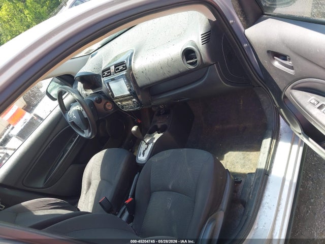 Mitsubishi Mirage Es