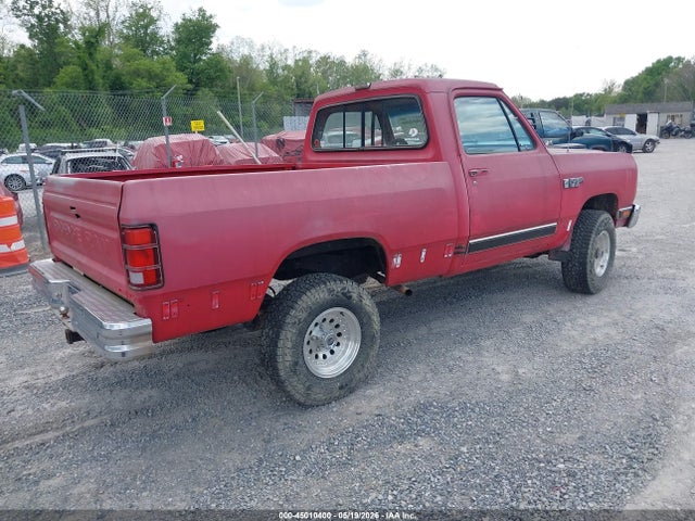 Dodge W-series W100