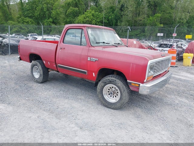 Salvage Dodge W-series Image
