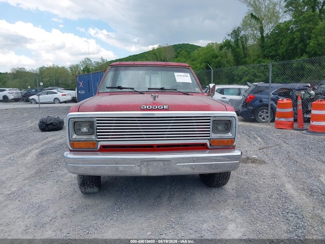 Dodge W-series W100
