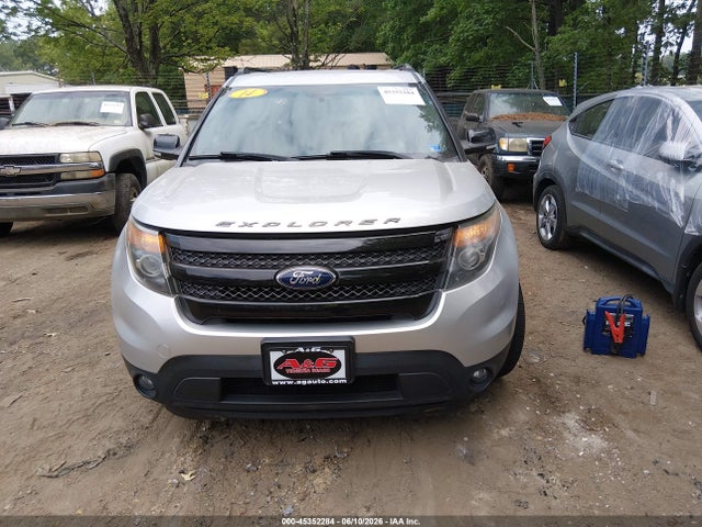 Ford Explorer Sport