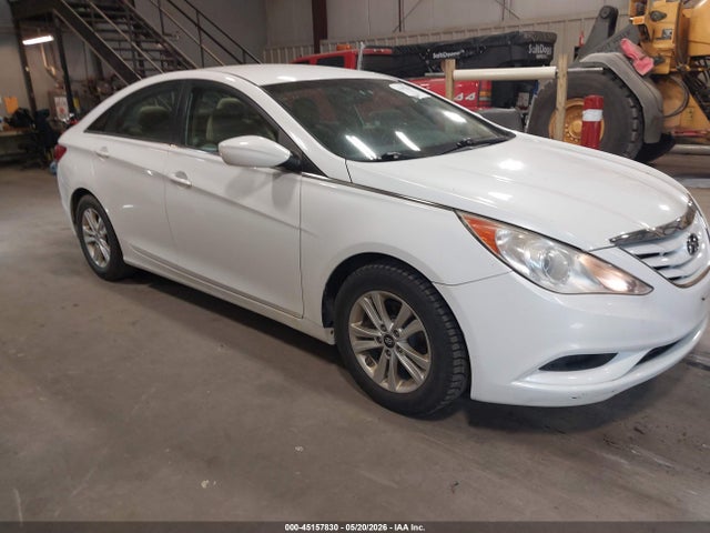 Salvage Hyundai SONATA Image