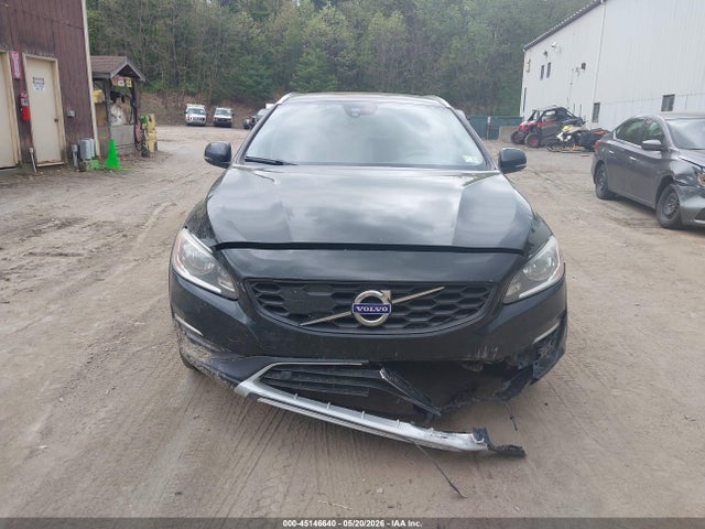 Volvo V60 Cross Country T5