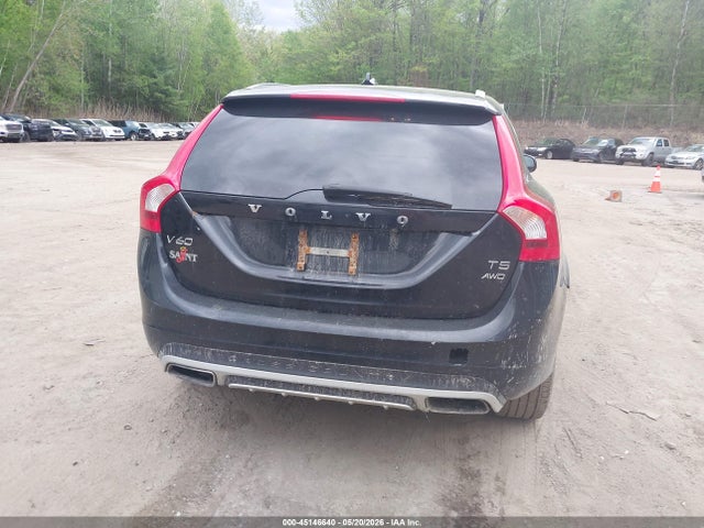 Volvo V60 Cross Country T5