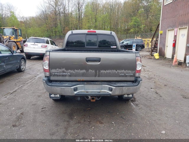 Toyota Tacoma Base V6
