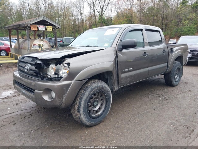 Toyota Tacoma Base V6