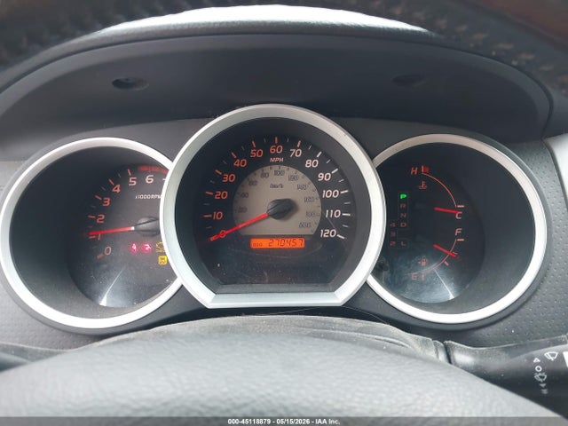 Toyota Tacoma Base V6