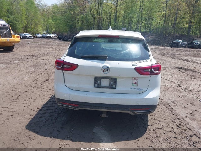 Buick Regal TourX Awd Essence