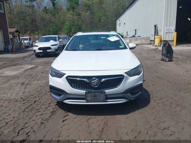 Buick Regal TourX Awd Essence