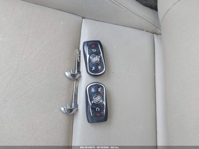 Buick Regal TourX Awd Essence
