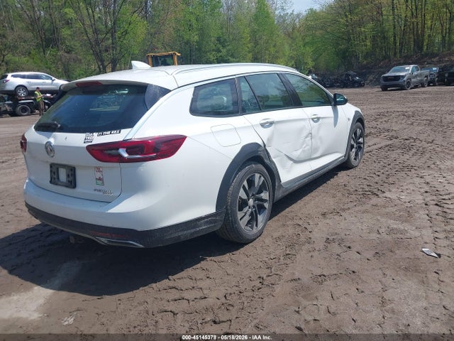 Buick Regal TourX Awd Essence