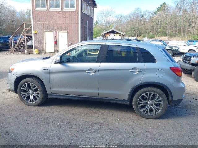 Mitsubishi Outlander 2.0 Es