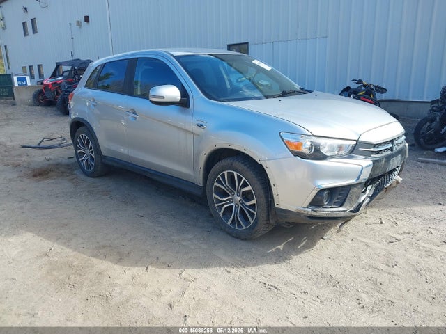 Salvage Mitsubishi Outlander Image