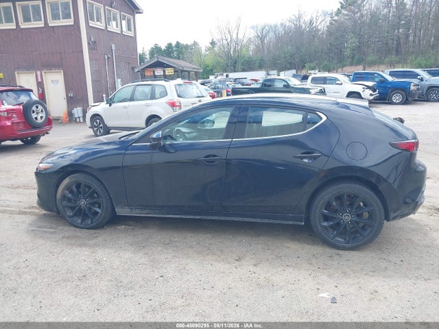 Mazda Mazda3 Premium Package