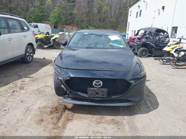 Mazda Mazda3 Premium Package