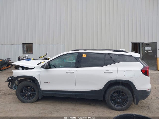 GMC Terrain Awd At4