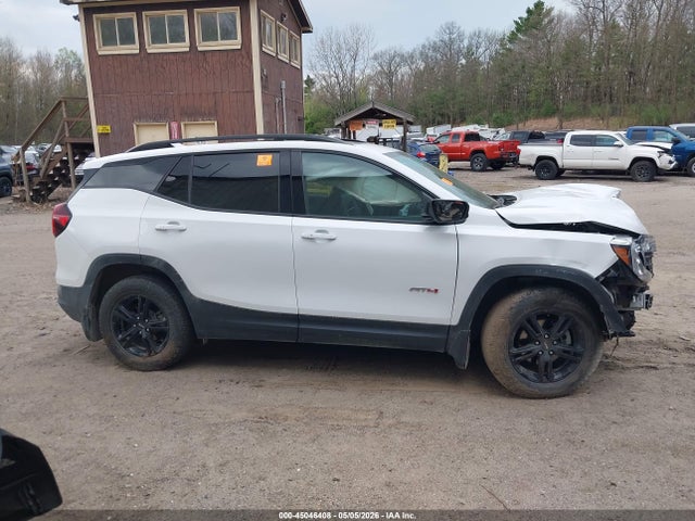 GMC Terrain Awd At4