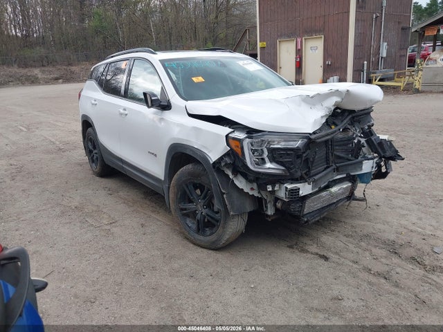 Salvage GMC Terrain Image