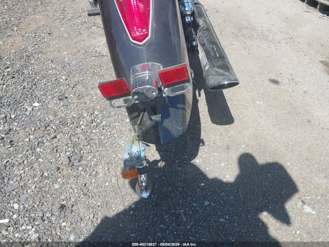 Honda Vt750