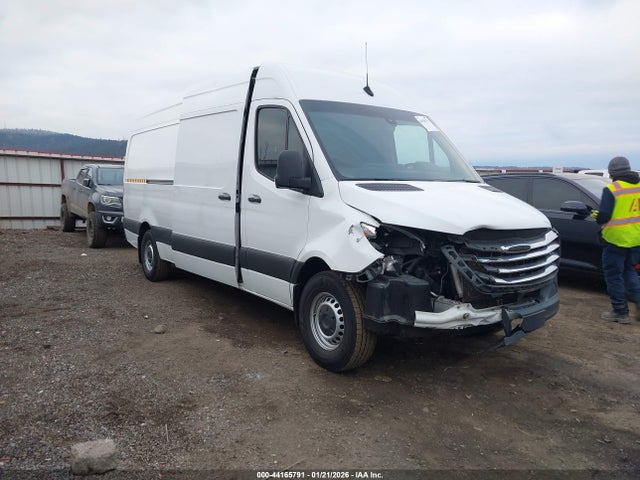 Salvage Freightliner Sprinter 2500 Image
