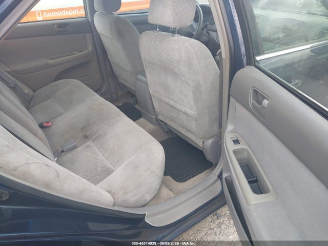 Toyota Camry Le