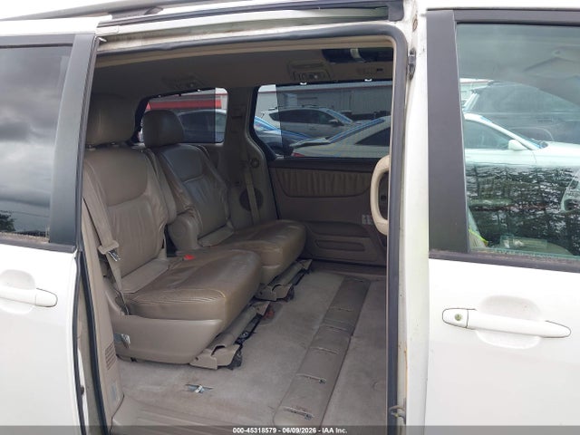 Toyota Sienna Xle
