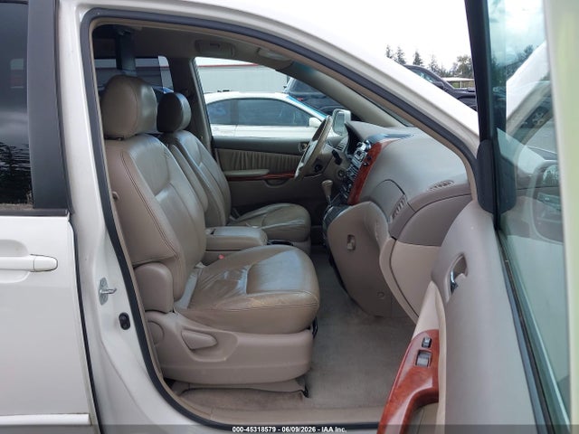 Toyota Sienna Xle