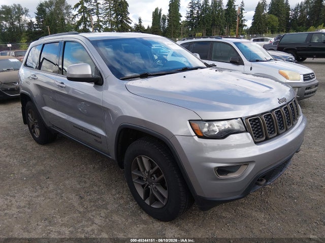 Salvage Jeep Grand Cherokee Image
