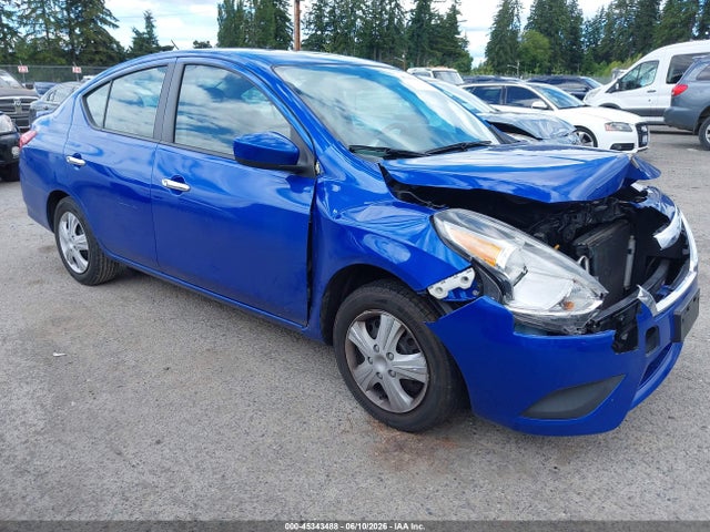 Salvage Nissan Versa Image