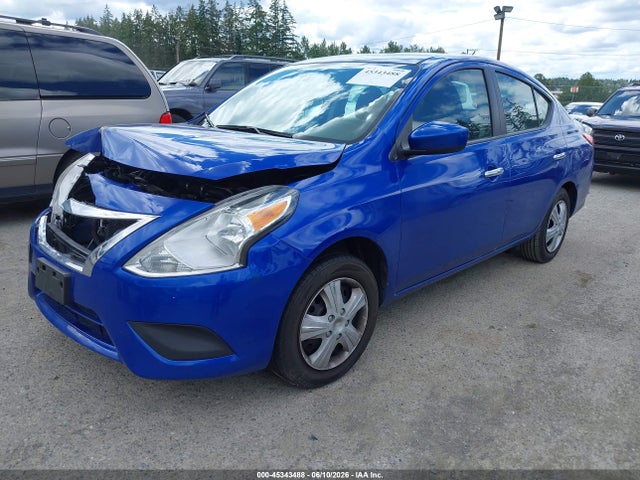 Nissan Versa