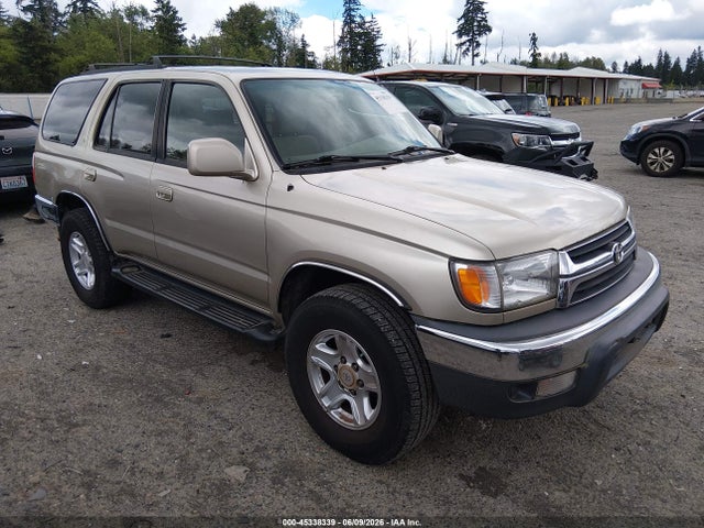 Salvage Toyota 4Runner Image
