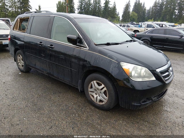 Salvage Honda Odyssey Image