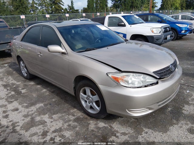 Salvage Toyota Camry Image
