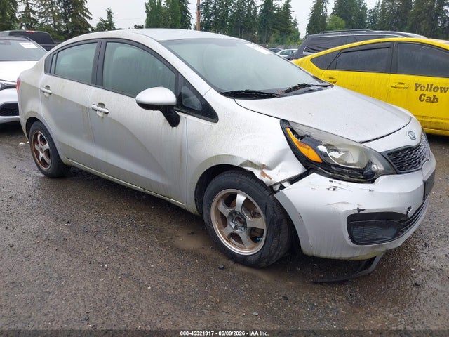 Salvage Kia Rio Image