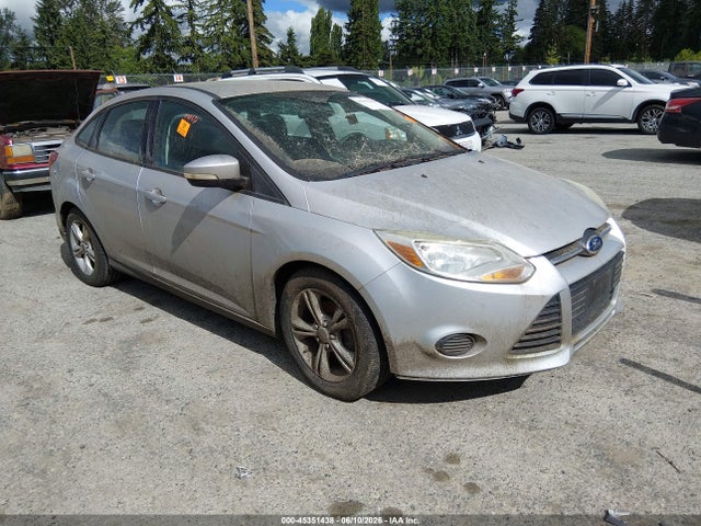 Salvage Ford Focus Image