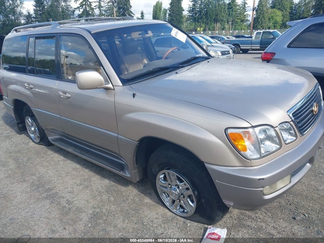 Salvage Lexus LX 470 Image