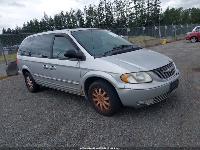 Salvage Chrysler Town & Country Image