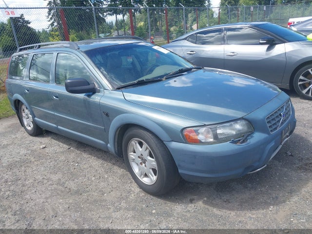 Salvage Volvo V70 Image